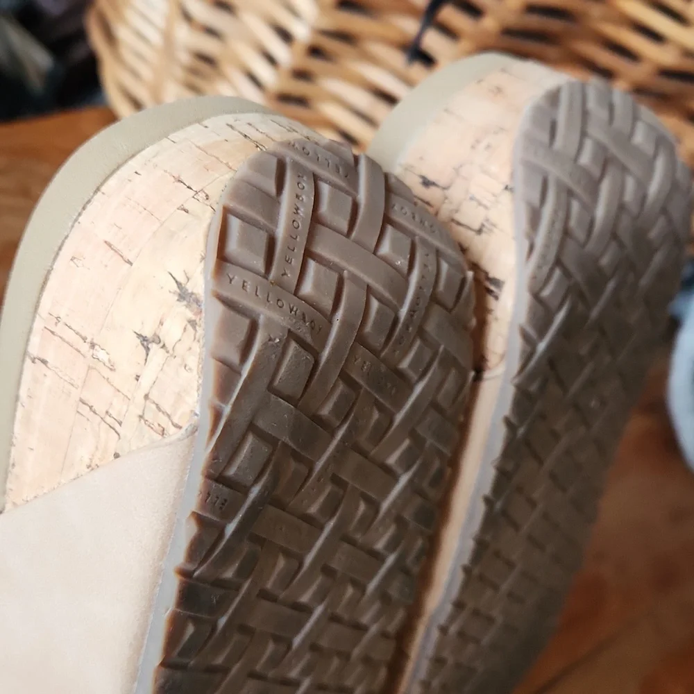 Yellow Box‎ Bursa Sandals 9.5 Platform Wedges Wide Strappy Tan Cork